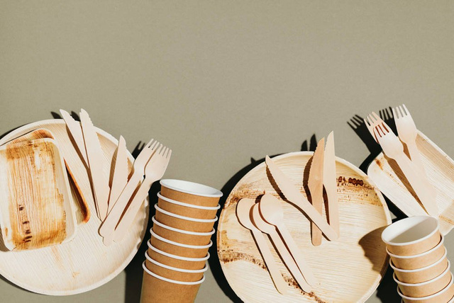 Set 20 cuțite de unică folosință din lemn, 16 cm.