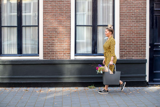 Geantă multifuncțională pentru cumpărături, plajă TASCHE XL, KOZIOL, cosmos negru