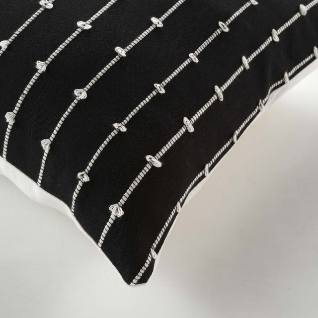 Perna decorativa LINECHIC, bumbac reciclat, 45 x 45 cm