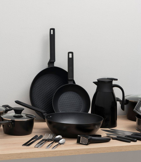 Tigaie 20 cm cu strat antiaderent