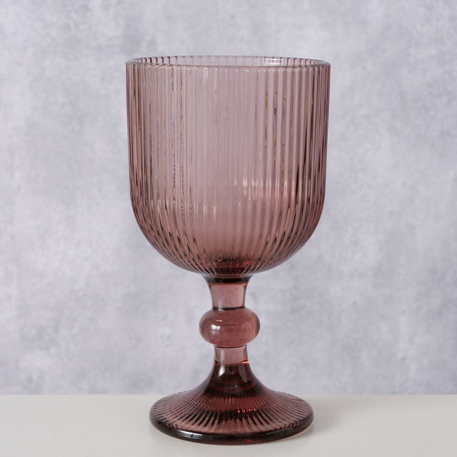 Pahar pentru vin
din sticla
canelata Rigano,
roz