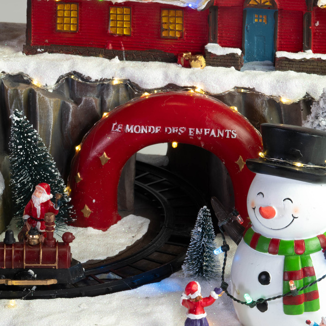 Sat de Crăciun, scenă de Crăciun cu fabrica de cadouri