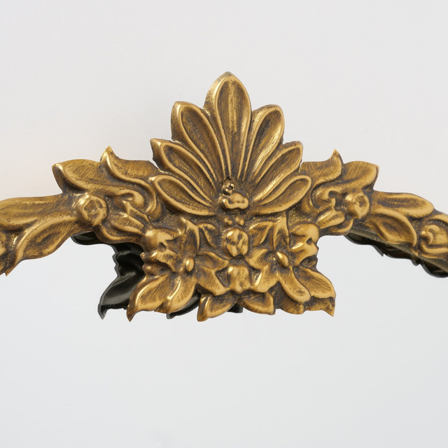 Oglinda,  Madeleine,  rotunda, auriu