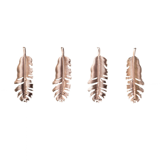 Decorațiuni de sărbătoare, pandantive cu frunze, pene, 4 buc.