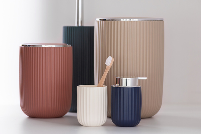 Cos gunoi de baie AGROPOLI cu capac rotativ, 5.5 L, WENKO