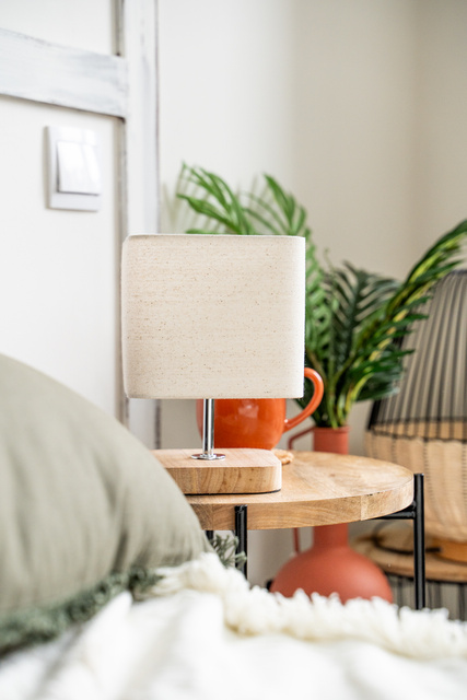 Lampa de masa cu abajur patrat, 24 cm