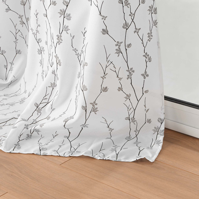 Perdea SAKURA grafit, cu inele, model floral