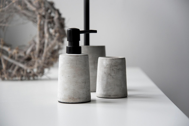 Distribuitor de sapun lichid VILLENA, ciment, 150 ml, Wenkoko