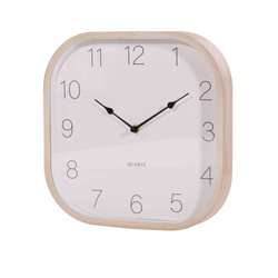 Ceas cu rama din imitatie de lemn