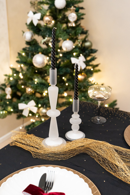 Sfeșnic din sticlă cu picior, 17 cm