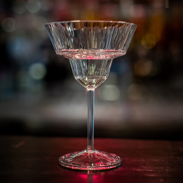 Pahare Martini CLUB NO. 16 supersticla, 250 ml, 2 bucati, KOZIOL