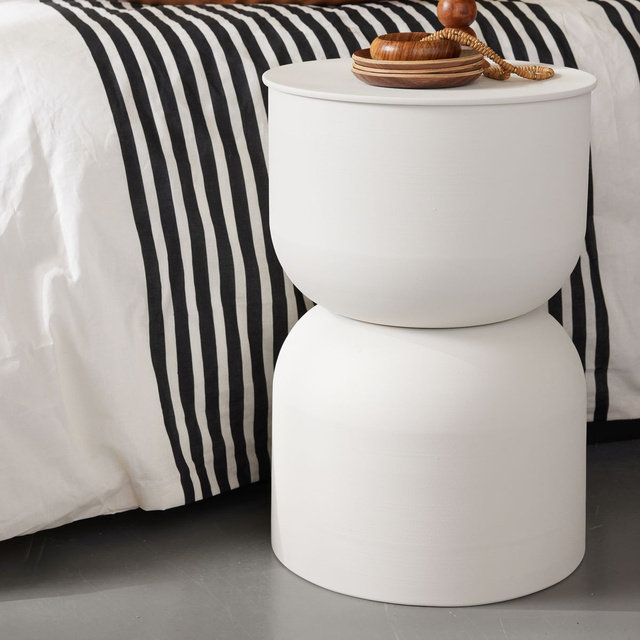 Masa din clepsidra metalica, 30 x 46 cm, MATCHA