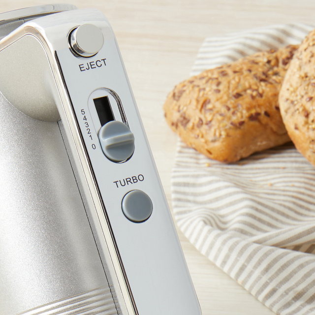 Mixer de mână 300 W PETRA, 5 viteze, 2 accesorii