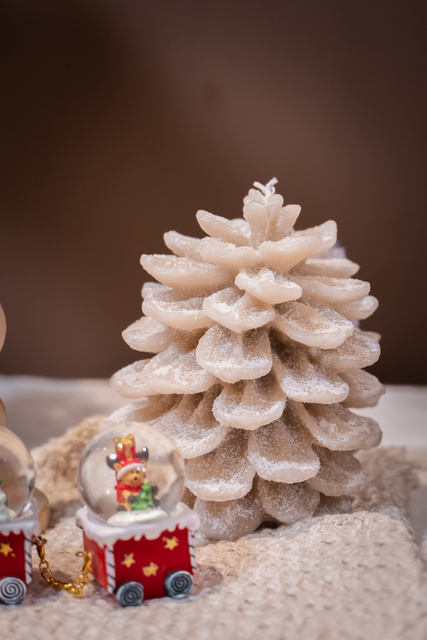 Lumanare con, 15,5 cm