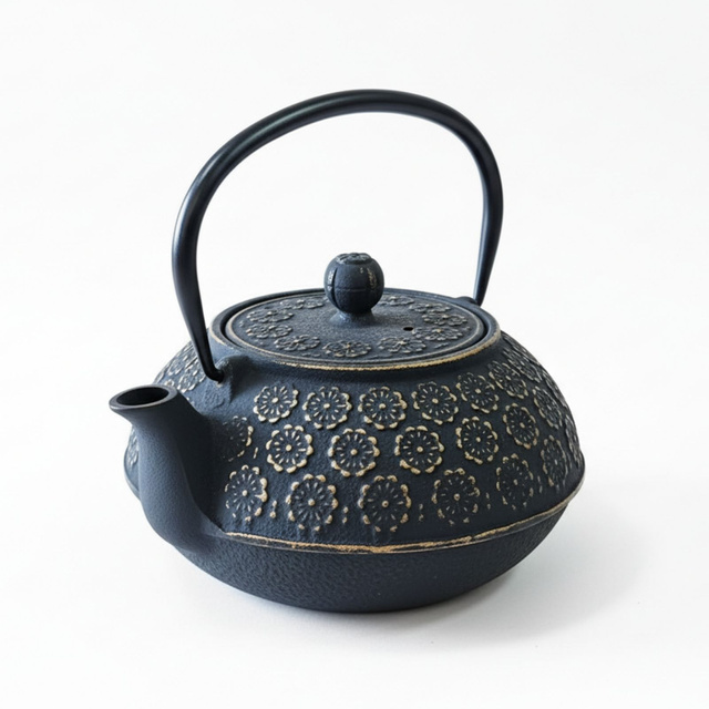 Ceainic din fontă cu infuzor KUMO, 1000 ml, negru