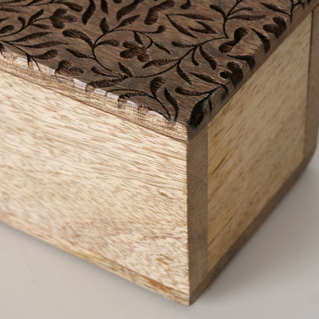 Cutie cu capac din lemn, Rannika