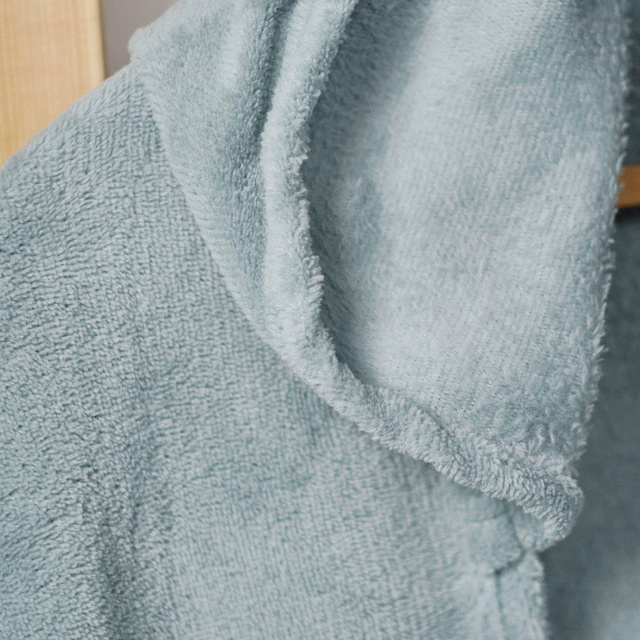 Patura cu maneci si gluga, Essential, marime universala, 115 x 165 cm