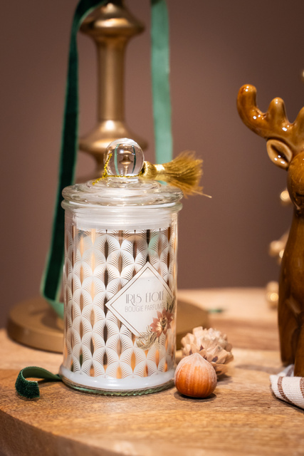 Lumanare parfumata in borcan cu franjuri, Ø 6 cm