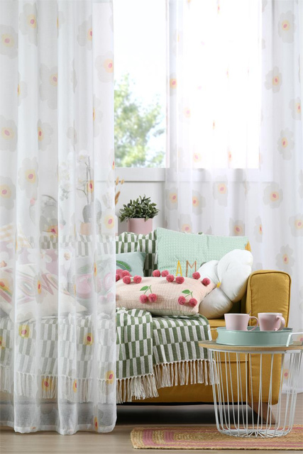 Perdeaua cu margarete, SWEETLOVE, 140 x 260 cm