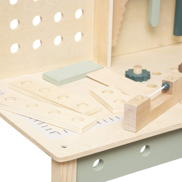 Atelier din lemn pentru copii