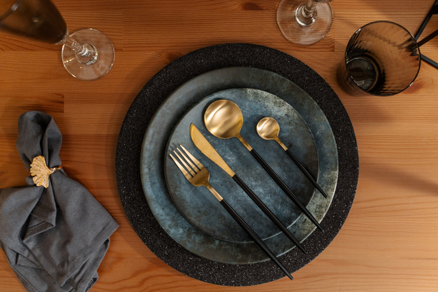 Set tacamuri IDA pentru 6 persoane, inox