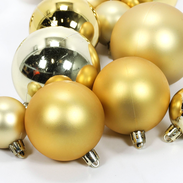 Set de globuri de Crăciun de dimensiuni diferite, 60 de bucăți.