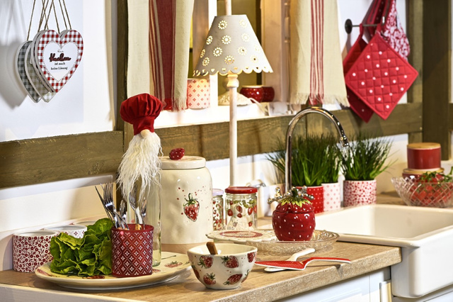 Bol ceramic pentru supa Strawberry, model capsuni, 540 ml