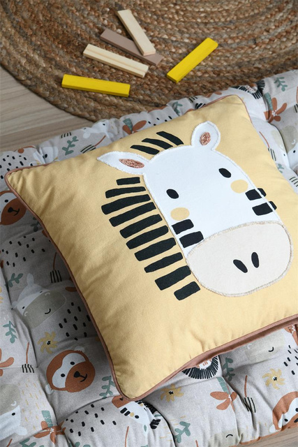 Perna decorativă pentru camera copilului COQUIN zebra, 40 x 40 cm