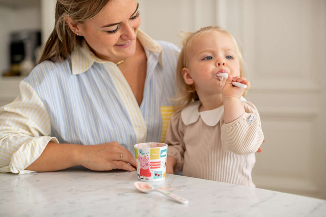 Set cana + tacamuri, EASY EATER PEPPA PIG, 3 elemente