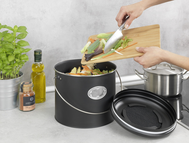 Coș de compost, 3 filtre de neutralizare a mirosurilor înlocuibile, 6 l, Nero, WENKO