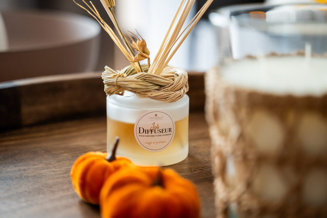 Difuzor de arome cu betisoare Lour, 1 - 4 luni, 100 ml