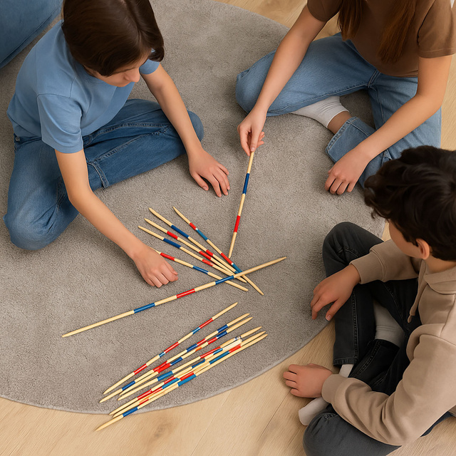 Joc de indemanare Mikado, 41 betisoare din lemn