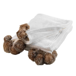 Pătură de blană moale SNOWY cu pompoane, 125 x 150 cm