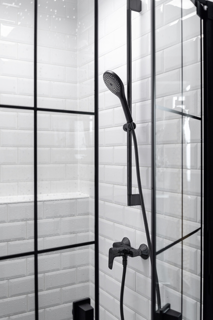 Dus de mana cu economie de apa, Ø 9,5 cm, negru, plastic, WENKO