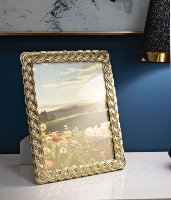 Ramă aurie cu stucco, 25 x 30 cm