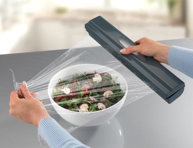 Tăietor de folie alimentară cu lamă din oțel inoxidabil, din plastic - WENKO, antracit.