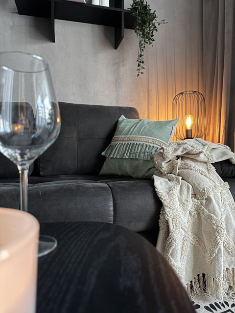 Perna decorativa din bumbac cu decor de iuta si franjuri JANARA, 45 x 45 cm