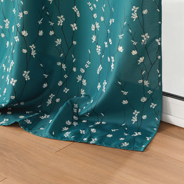 Perdea SAKURA grafit, cu inele, model floral