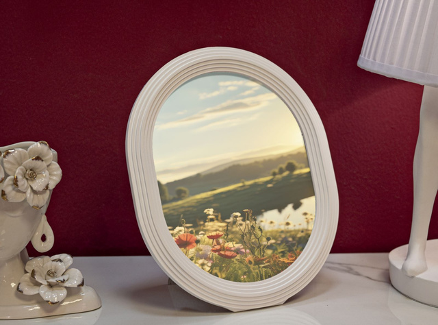 Ramă ovală cu stucco, 25 x 30 cm