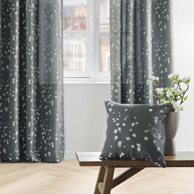 Perdea SAKURA grafit, cu inele, model floral