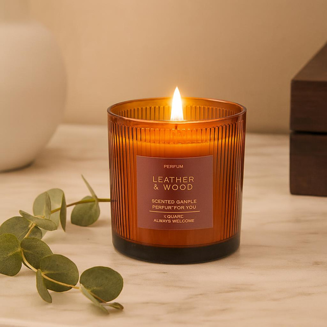 Lumânare parfumată FODU, timp de ardere 28 h