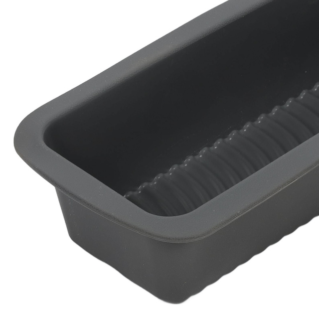 Tava din silicon, pentru chec