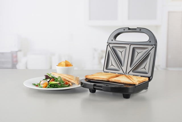 Fabricator de sandvișuri Progress triunghiuri 750 W