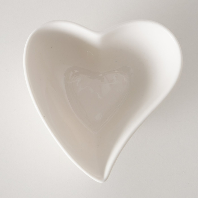 Bol in forma de  inimă Linora, alb