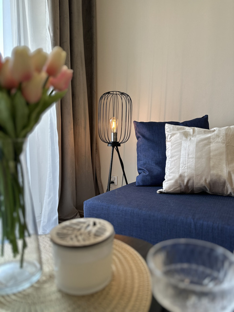 Lampa cu trepied metalica, 102 cm