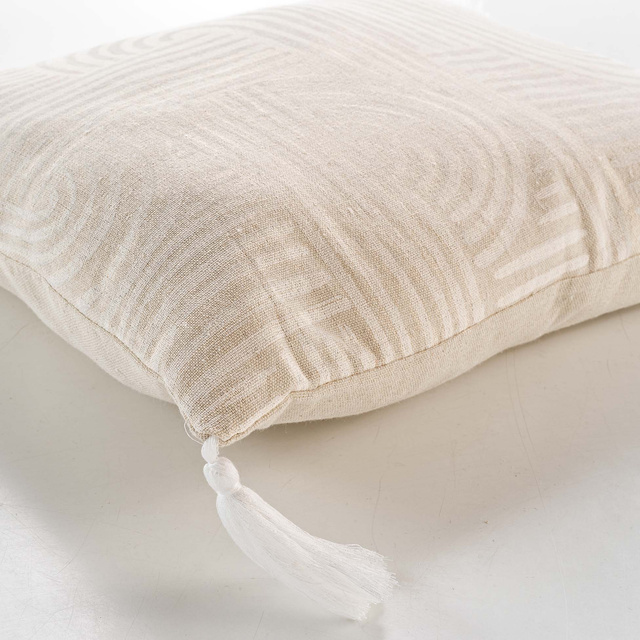 Perna decorativa PANDORE, cu franjuri, model geometric, 45 x 45 cm