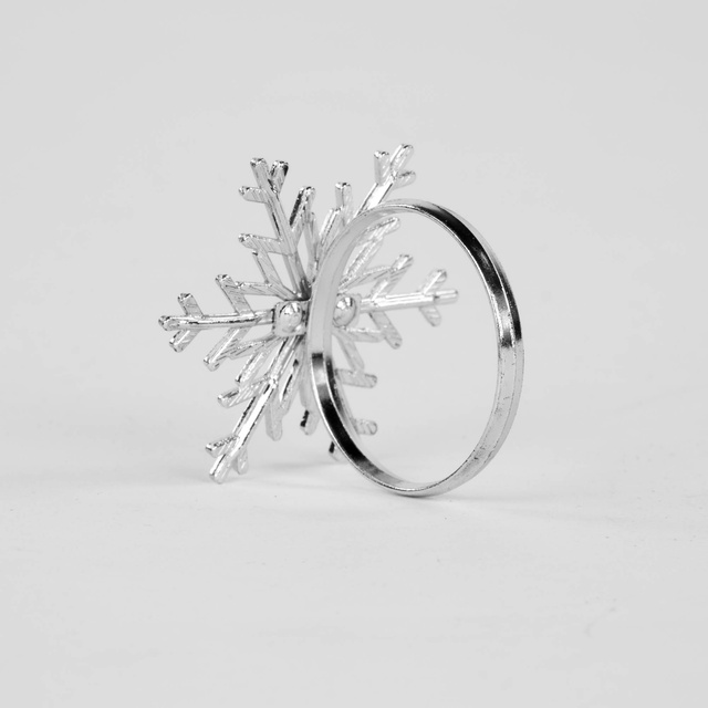 Ineluri argintii pentru șervețele cu motiv sărbătoresc, 4 buc.