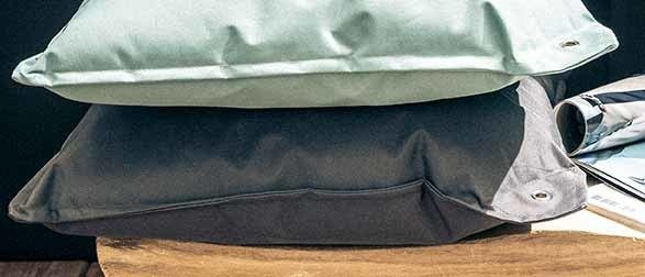 Perna SPIRIT GARDEN, 40 x 40 cm, TODAY