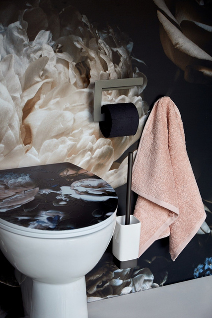 Perie WC cu suport MONTELLA, 40x10,2x7,3 cm, WENKO