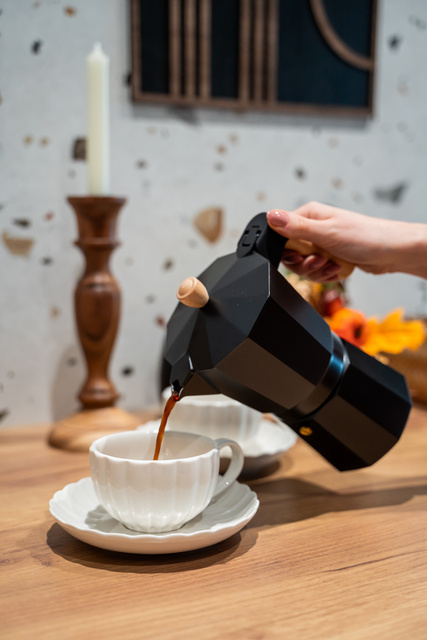 Ceasca din porțelan cu farfurioara ROMY, Ø 6 cm